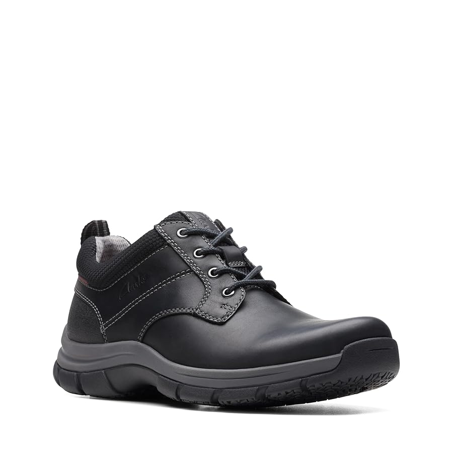 Amazon.com | Clarks Men's Walpath Low Oxford, Black Leather